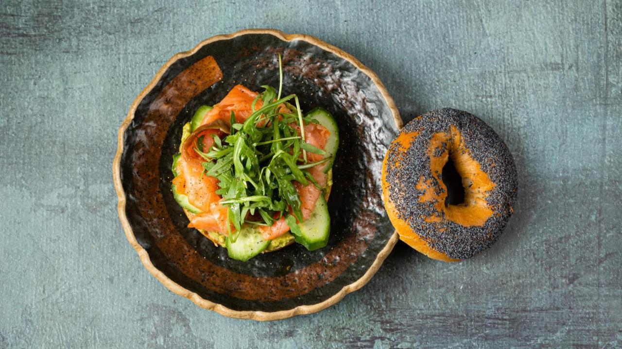 The Newel Psychiko Otel Atina Dış mekan fotoğraf A bagel with lox and cream cheese