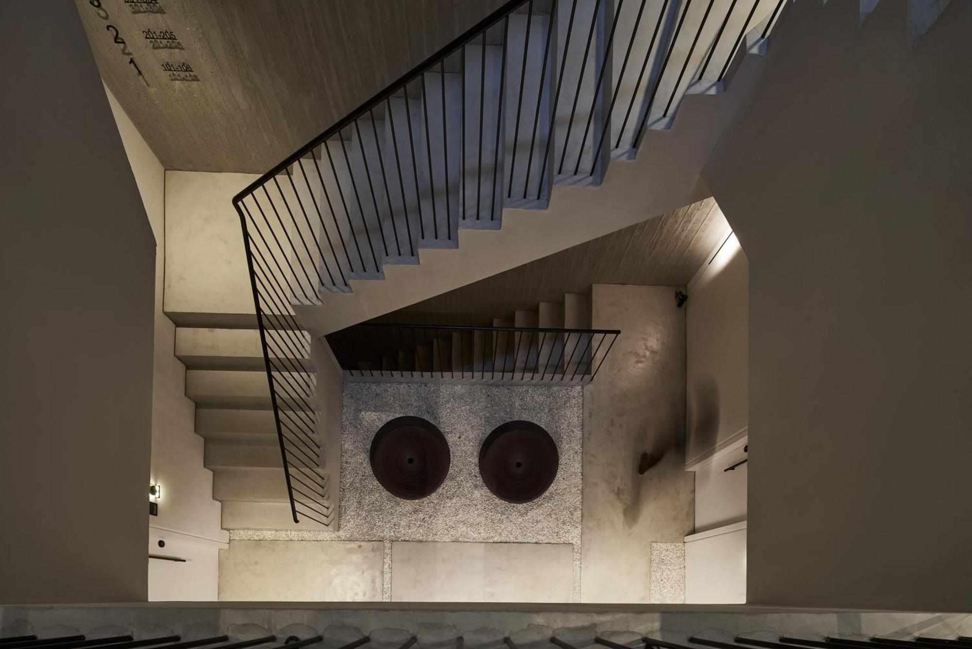 The Newel Psychiko Otel Atina Dış mekan fotoğraf The staircase