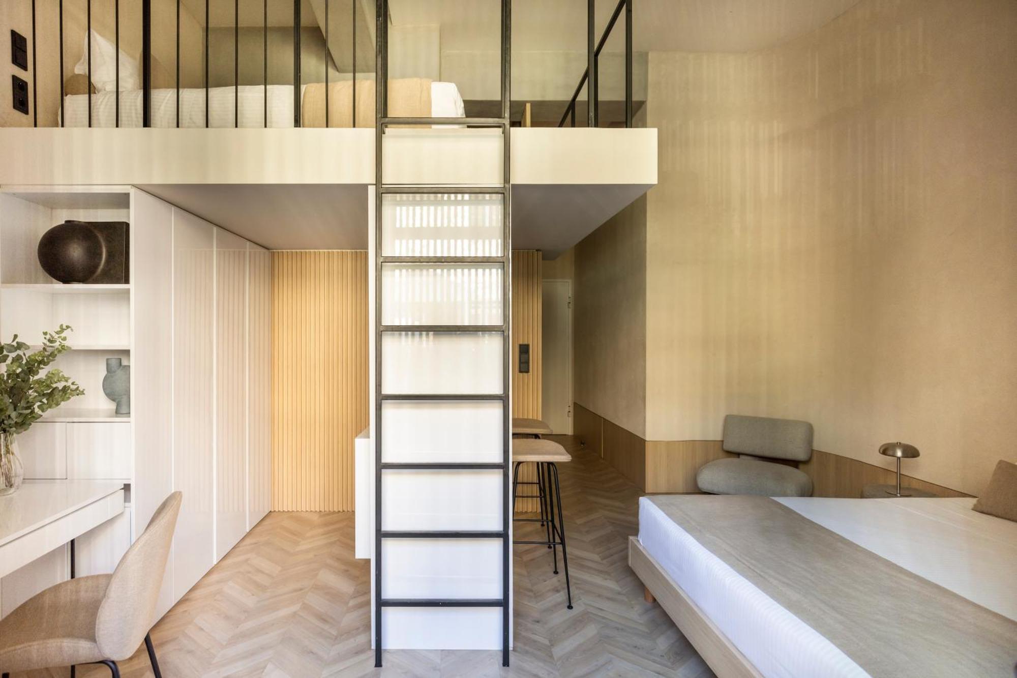 The Newel Psychiko Otel Atina Dış mekan fotoğraf A ladder leading to a mezzanine